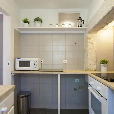 Feels Like - Santa Catarina Charming Studio * Lisbona